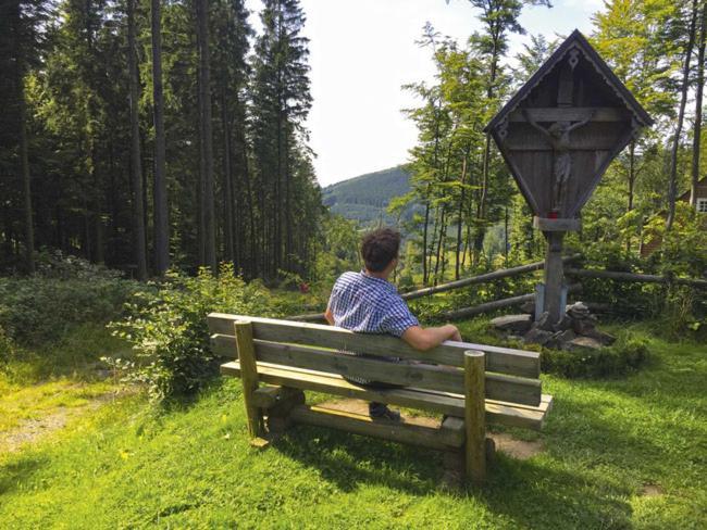 Haus Astenblick In Winterberg Fuer Bis Zu 35 Personen Fuer Wanderveranstaltungen Und Familienfeiern Exterior photo