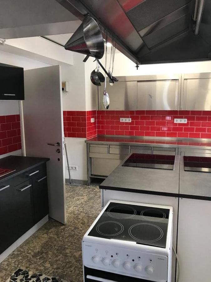 Haus Astenblick In Winterberg Fuer Bis Zu 35 Personen Fuer Wanderveranstaltungen Und Familienfeiern Exterior photo